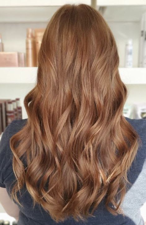 Layered Honey Brown Hair, Honey Brown Hair Solid Color, Caramel Rose Hair, Hair Highlights Strawberry Blonde, Light Auburn Brown Hair Color, Cool Caramel Hair, Light Brown Auburn Hair Color, Light Brown Cooper, Auburn Light Brown Hair