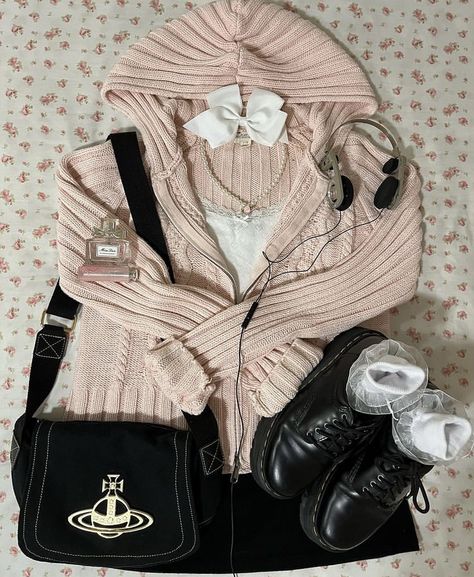 outfit, outfit inspo, cute outfit, coquette, doc martens, vivienne westwood bag, pink outfit, girly, hyper feminine, miss dior perfume, fashion, what to wear, outfit idea, affirmation, motivation, inspiration, pinterest inspired, summer 2022, fall, autumn, ballet outfit, everyday outfit, trends, in style, trendy, lana del rey style, aesthetic, lily rose depp outfit, tiktok outfit, romantic, dolette, pearl necklace, Hyper Feminine Outfits, Feminine Outfit Ideas, Hyper Feminine, Feminine Outfits, 일본 패션, Downtown Outfits, Fan Girl, Swaggy Outfits, Feminine Outfit