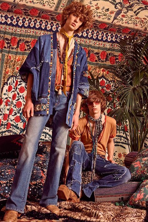 Hippie Fashion Men, Hippie Outfits Men, 70s Hippie Fashion, Moda Z Lat 70., Hippie Outfits 70s, Hippie Elegante, 70s Fashion Hippie, 70s Fashion Men, Mundo Hippie