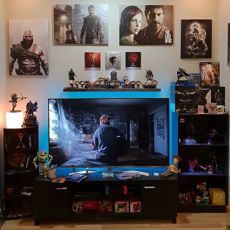 Video Game Room Decor, Best Video Games, Cool Bedrooms For Boys, Gaming Nintendo, Small Game Rooms, Top Video Games, Room Photography, Gamer Room Decor, Video Game Room Design