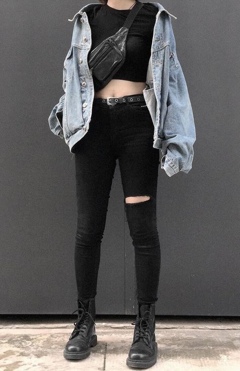 Denim jacket with black croptop, fanny pack, black pants & combat boots by 792td___ - #grunge #alternative #fashion Grunge Looks, Fishnet Leggings, Look Grunge, Grunge Look, Total Black, Looks Black, Trend Fashion, Edgy Outfits, Denim Jumpsuit