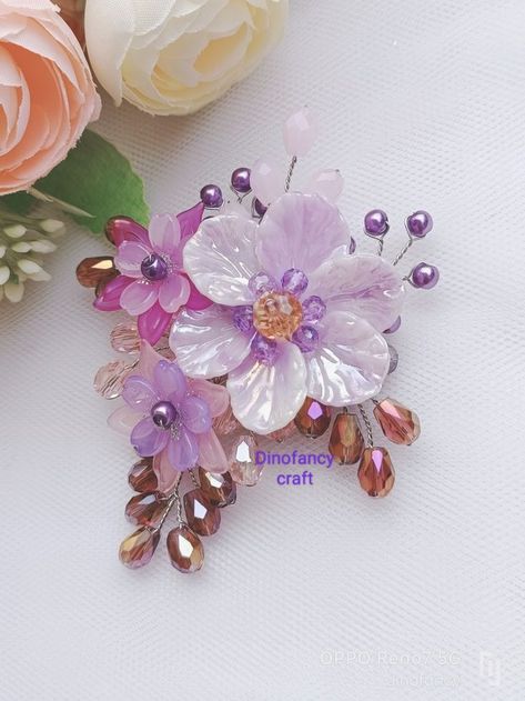 Embroidery Heart Pattern, Diy Hair Accessories Tutorial, Wire Brooch, Bead Brooch, Flower Pattern Drawing, Beaded Hair Pins, Hair Accessories Pins, Mini Bouquet, Embroidery Hearts