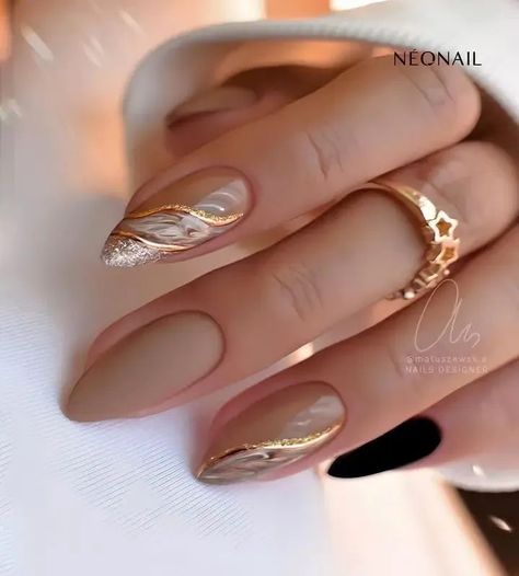 Nail Design Gold, Nail Glue Remover, Light Colored Nails, Colored Nail Tips, Almond Press On Nails, Nail Pictures, Purple Nail, Get Nails, Stick On Nails