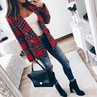 Red Plaid Jacket Outfit, Red Plaid Blazer Outfit, Plaid Jacket Outfit, Red Plaid Blazer, Plaid Blazer Outfit, Fall Jackets Outfit, Jean Zara, Red Plaid Jacket, Blazer Outfits For Women