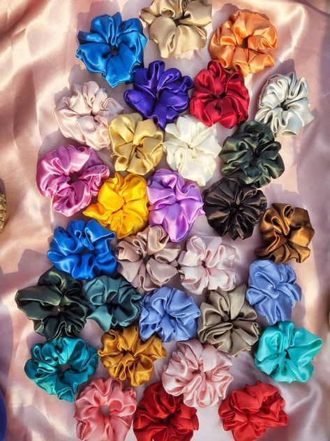 satin silk scrunchies _ Grab all your favourite colours from the new launch... Available in the trendiest of colour at very affordable prices.... Scrunchie Holder, Scrunchies Hair, Band Hair, Christmas Hair, Christmas Gift For Her, J Fashion, A J, Hair Tie, Hair Accessory