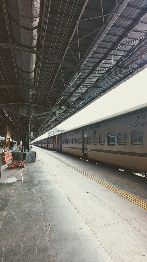 Chennai Central railway station 🚉 Shornur Railway Station, Thrissur Railway Station, Railway Station Kerala, Surat Railway Station Snap, Ernakulam Railway Station, Kannur Railway Station, Coimbatore Railway Station, Kozhikode Railway Station, Indian Railway Station Photography