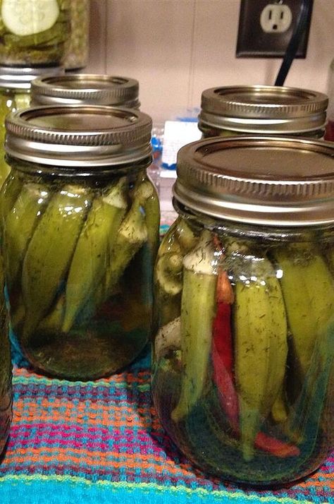 Canning Pickled Okra, Pickled Okra Recipes, Pickles Canning, Garden Canning, Freezing Recipes, Homemade Pickles Dill, Pickles Recipe, Pickled Okra, Canning Ideas