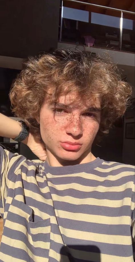 Tan Boy Aesthetic, Freckles Men, Male Freckles, Men With Freckles, Boys With Freckles, Guys With Freckles, Freckles Boy, Freckles Face Claim Male, Freckles Guy