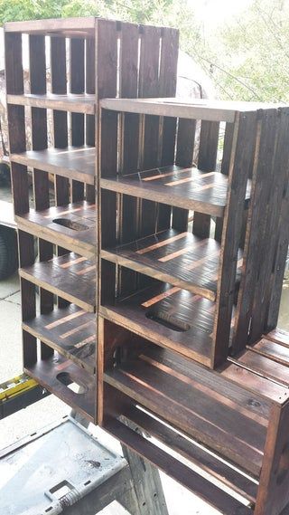 Wooden Crate Shoe Rack, Wood Crate Shoe Rack, Dig Shoe Shelf, Building Shoe Rack, Building A Shoe Rack Diy, Standing Shoe Rack, Diy Outdoor Shoe Storage, Rustic Shoe Rack Ideas, Diy Shoe Rack Easy Cheap