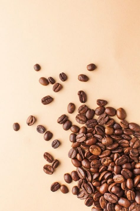 Coffee Close Up, Coffee Beans Background, Coffee Beans Photography, Coffee Ads, Coffee House Cafe, Roasters Coffee, Light Brown Background, Coffee Background, Coffee Grain