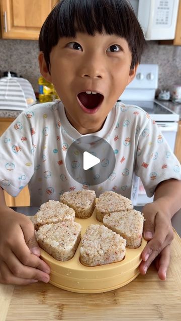 Easy Peasy Jordan on Instagram: "Jumping Onigiri!! 🍙 This has to be the easiest way to make multiple onigiri at the same time!! Where has this been my whole life?? lol 

We found this during our trip to Japan, but didn’t try it until the other day. I don’t remember exactly where it was that we got it, but I think it was from Tokyu Hands. It’s so fun and fast, I’ll definitely be using this a lot 😆 

#onigiri #japanthings" Onigiri Recipe Filling Ideas, Onigiri Filling, Tokyu Hands, Onigiri Recipe, Trip To Japan, Asian Foods, Japanese Dishes, We Got It, My Whole Life