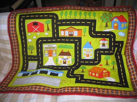 I think I like the idea of a play blanket better than a play rug. Quilted Play Mat, Car Play Mats, Car Quilt, Felt Play Mat, Map Quilt, Childrens Quilts, Baby Boy Quilts, House Quilts, Quilt Guild