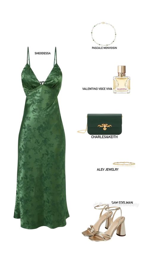 Dark Green Classy Outfit, Heels To Go With Green Dress, Emerald Green Summer Dress, Dark Green Style Outfits, Heels For Green Dress, Dark Green Summer Outfit, Like Green Dress, Emerald Green Outfit Casual, Green Dress With Heels