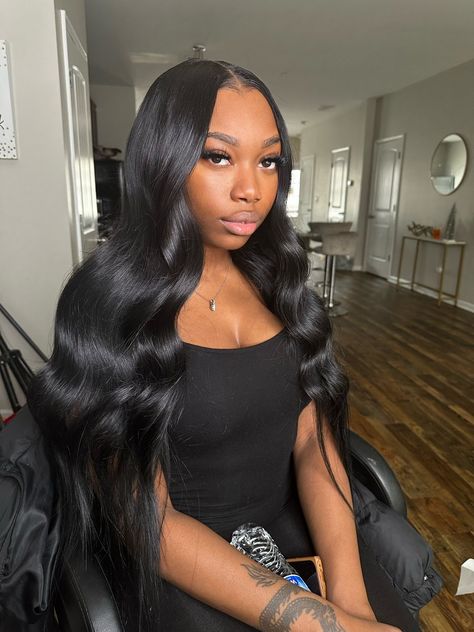 Miss Keilondon 👑 on Twitter: "Quick weave install with beach waves for my baby! Isn’t she lovely? 💋 https://t.co/0iPgTPztXU" / Twitter Pin Straight Hair, Beach Wave Hair, Quick Weave Hairstyles, Beach Wave, Quick Weave, Hot Hair Styles, Dope Hairstyles, Business Hairstyles, Front Lace Wigs Human Hair