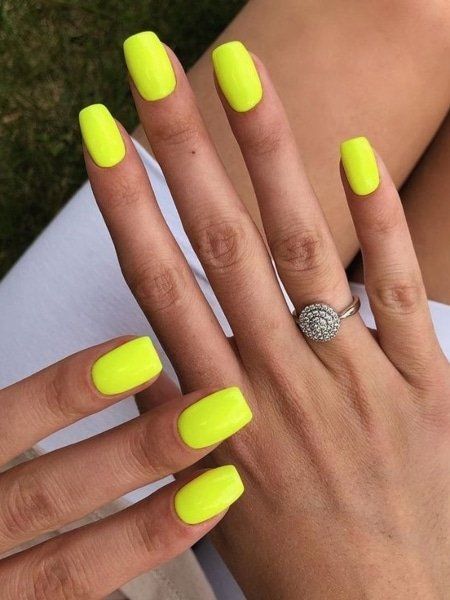 Dry Nails Fast, Dry Nails, Trim Nails, Summer Nails Colors, Neon Nails, Gel Nail Designs, Simple Nail Designs, Yellow Nails, Cool Nail Designs