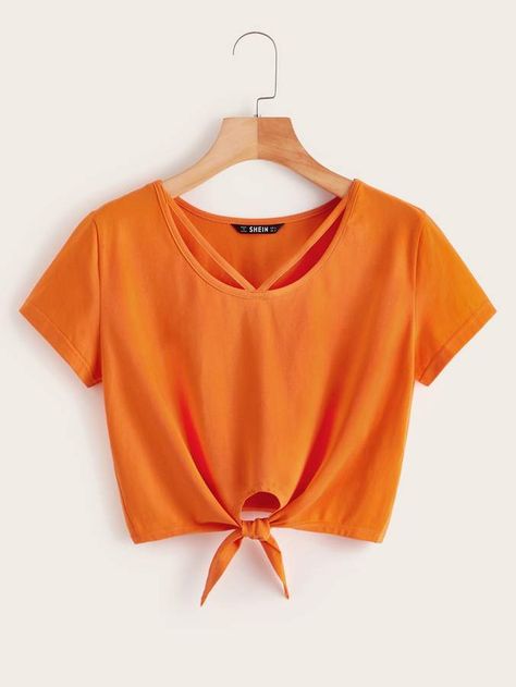 Shein Neon Orange V Strap Neck Knot Front Crop Tee Orange Outfit, Latest T Shirt, Crop Top Outfits, T Shirt Diy, Neon Orange, Crop Tee, Casual T Shirts, T Shirt Top, Fashion Clothes Women