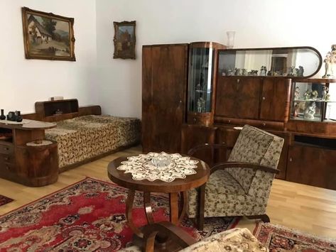 Communist Interior Design, Slavic Interior Design, Slavic Apartment Aesthetic, Yugoslavia Interior Design, Russian Room Decor, Slavic Apartment, Slavic House Interior, 40s Furniture, Bulgarian House Interior