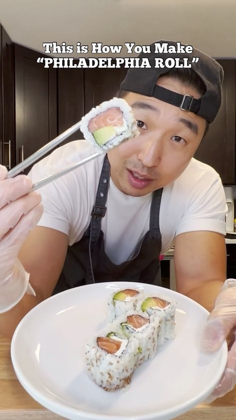 Philadelphia Sushi Roll, Recipe Smoked Salmon, Philadelphia Roll, Types Of Sushi Rolls, Chef Chris Cho, Chris Cho, Sushi Recipes Homemade, Sushi Roll Recipes, Homemade Sushi