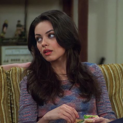 Jackie Burkhart Hair, Jackie Burkhart, Jessica Day, Aria Montgomery, That 70s Show, Mila Kunis, Haircuts Straight Hair, Dream Hair, Aesthetic Hair