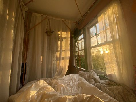 Window By Bed Aesthetic, Bedroom Ethereal, Curtain Bed Aesthetic, Dreamy Canopy Bed, Big Window Room Bedrooms, Bed Against Wall With Window, Bed With Curtains Around It Canopy, Canopy Bed With Curtains Romantic, Canopy Bed Against Window