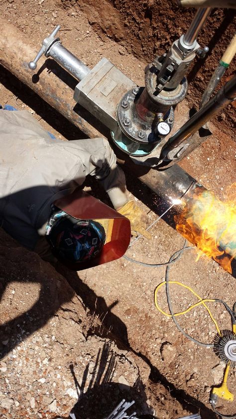 Natural gas line Welder Tattoo, Pipeline Welders, Pipeline Welding, Gas Work, Pipe Welding, Mechanical Workshop, Welding Rigs, My Future Job, Camping Aesthetic