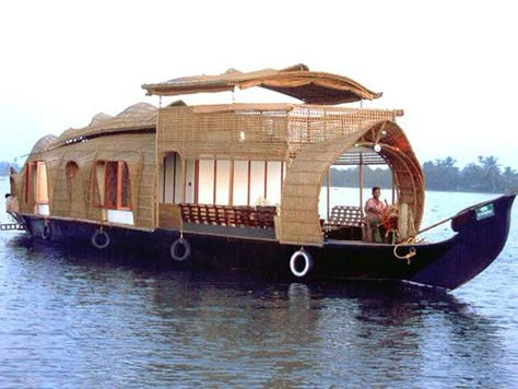 Camping House, Luxury Houseboats, Houseboat Rentals, Floating Homes, Great Vacation Spots, Kerala Houses, Nature Architecture, Cool Boats, Living Modern