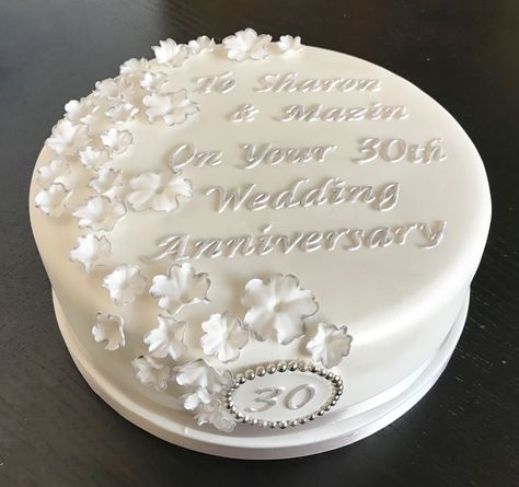 30th Wedding Anniversary cake 30 Wedding Anniversary Cake, Anniversary Party Foods, 30th Wedding Anniversary Cake, 30th Anniversary Cake, Anniversary Cake Ideas, Anniversary Cake With Name, 25 Anniversary Cake, Wedding Anniversary Party Decorations, Cake For Boyfriend