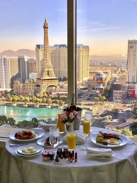 Breakfast in bed at Bellagio, Las Vegas Restaurants Las Vegas, Las Vegas Attractions, Vegas Attractions, Las Vegas Food, Bellagio Las Vegas, Las Vegas Restaurants, Las Vegas Vacation, Vegas Vacation, Vegas Hotel