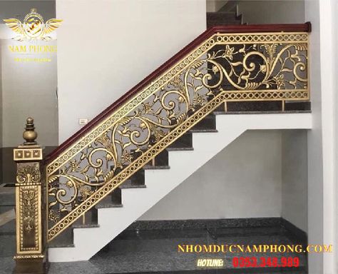 Cnc Stair Railing Design, درابزين السلم, Colorful Bedroom Design, Railing Tangga, Castle House Design, Outdoor Stair Railing, Staircase Outdoor, Luxury Staircase, Home Designs Exterior