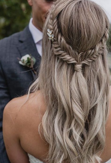 36 Elegant And Fresh Wedding Hairstyle Trendy In 2019 hair style, wedding hair style, hair braid Bridal Hairstyles With Braids, Bridemaids Hairstyles, Cute Prom Hairstyles, Wedding Hair Half, Simple Prom Hair, Ball Hairstyles, Dance Hairstyles, Fishtail Braid, Prom Hairstyles For Long Hair