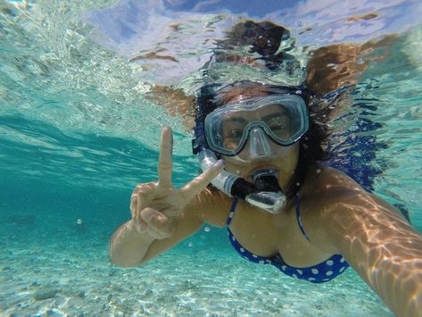 Snorkeling Pictures, Ocean Girl, Dream Summer, Underwater Photos, Ocean Vibes, Summer Goals, Coconut Girl, Island Girl, Underwater Photography