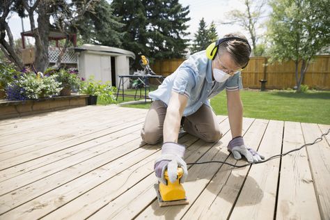 This tutorial will describe how to sand a wood deck after power washing where wood grain may have been raised and in preparation of final staining and finishing. Sanding A Deck, Best Deck Stain, Deck Refinishing, Deck Cost, Deck Building Plans, Deck Cleaning, Laying Decking, Sanding Wood, Orbital Sander