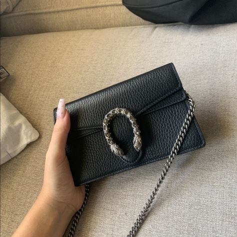 Gucci Mini Dionysus in Black Gucci Dionysus Mini, Gucci Mini Bag, Gucci Bag Dionysus, Bag Closet, Gucci Mini, Bag Obsession, Favorite Handbags, Gucci Black, Gucci Handbags