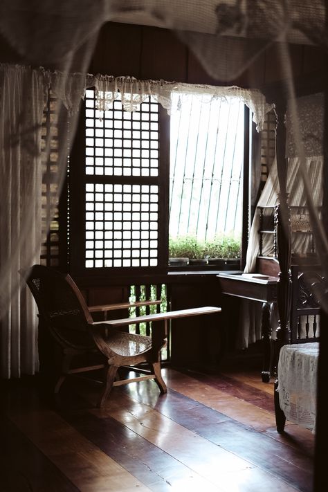 Filipino Interior, Filipino Home, Filipino Interior Design, Filipino House, Filipino Architecture, Filipino Wedding, Philippine Houses, Filipino Art, Heritage House