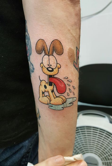 Odie Tattoo, Garfield Tattoo, Tattoos 2024, Garfield And Odie, R Tattoo, Awesome Tattoos, Ft Worth, Dog Tattoo, Picture Tattoos