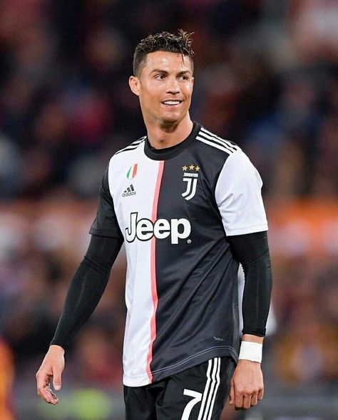 Cristiano Ronaldo known as CR7 born in Portugal he is one of the best sporstam ever had in football and handsome man he is also most followed sport person in the world he is currently playing for Juventus Ronaldo Football Player, Juventus Ronaldo, Cr7 Juventus, Cristiano Jr, Ronaldo Quotes, Cristiano Ronaldo Juventus, Ronaldo Pictures, Cristino Ronaldo, Ronaldo Juventus