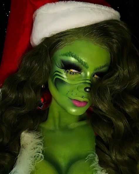 https://www.instagram.com/p/CIhNI-WsF46/?utm_medium=share_sheet Face Paint Makeup, Grinch, Face Paint, Carnival Face Paint, Makeup Artist, Halloween Face, Face Makeup, Halloween Face Makeup, Link In Bio