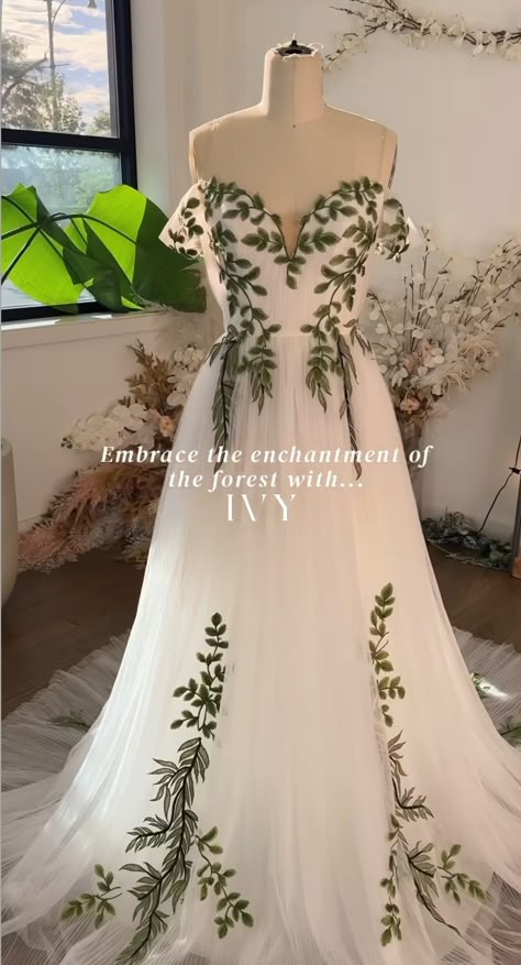 Plant Embroidered Wedding Dress, White And Green Dresses, Wedding Dress With Leaf Detail, Leaf Embroidered Wedding Dress, White Dress With Green Embroidery, Non Traditional Colored Wedding Dress, Green Flower Wedding Dress, Emerald And White Wedding Dress, Forest Green Wedding Dress Brides