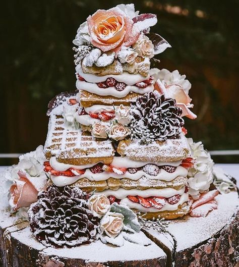 Brunch Weddings — The Latest Trend Among Millennials Cheap Wedding Cakes, Dessert Crepes, Wedding Cake Alternatives, Wedding Reception Ideas, Waffle Cake, Personalized Wedding Decor, Water Wedding, Perfect Brunch, Wedding Winter