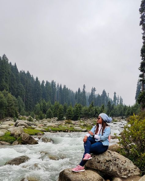 These are my favourite pics from our road trip to kashmir. 😍😍 Btw can gusse the locations ?😉 Also Should i make a detailed reel on pur road trip from kutch to kashmir? . . . . . . .kashmir trip- kutch to kashmir- road trip to kashmir- travel in budget-kashmir trip budget -kashmir itinerary- sonmarg -gulmarg -pehelgam - srinagar . . .#kashmirtrip #roadtriptokashmir #kashmir_diaries #kashmirtrip #kashmiritinerary #gulmarg #sonmarg Pehelgam Kashmir, Kashmir Itinerary, Kashmir Diaries, Kashmir Travel, Kashmir Trip, Mini Vlog, Srinagar, Budget Travel, My Favourite