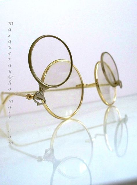 Percy Cosplay, Crazy Glasses, Plus Size Steampunk, Steampunk Glasses, Steampunk Character, Circle Glasses, Steampunk Items, Funky Glasses, Unique Glasses