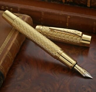 The Onoto Magna in 18ct Gold vermeil Elephant Hair, Fountain Pen Ink Bottles, Classic Fountain, Best Fountain Pen, Pen Journal, William Penn, Unique Pens, Luxury Pens, Cool School Supplies