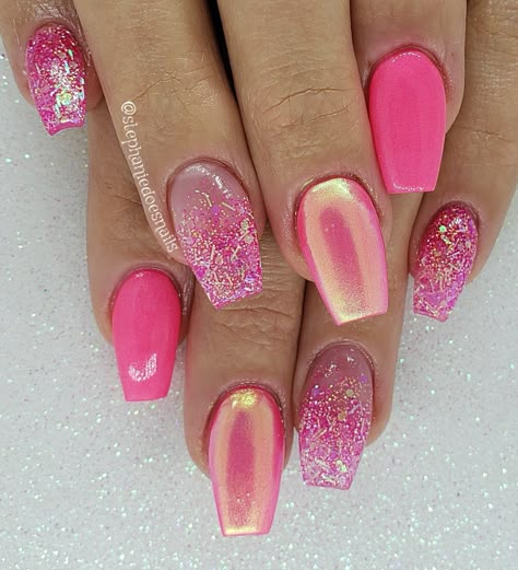 Bright Pink Hot Pink Cruise Nails, Pink Sparkle Valentine Nails, Bright Cruise Nails, Bright Pink Sparkle Nails, Bright Pink Acrylics, Bright Valentines Nails, Pink Glitter Valentines Nails, Bright Pink Glitter Nails, Pink Sparkle Nails Acrylic