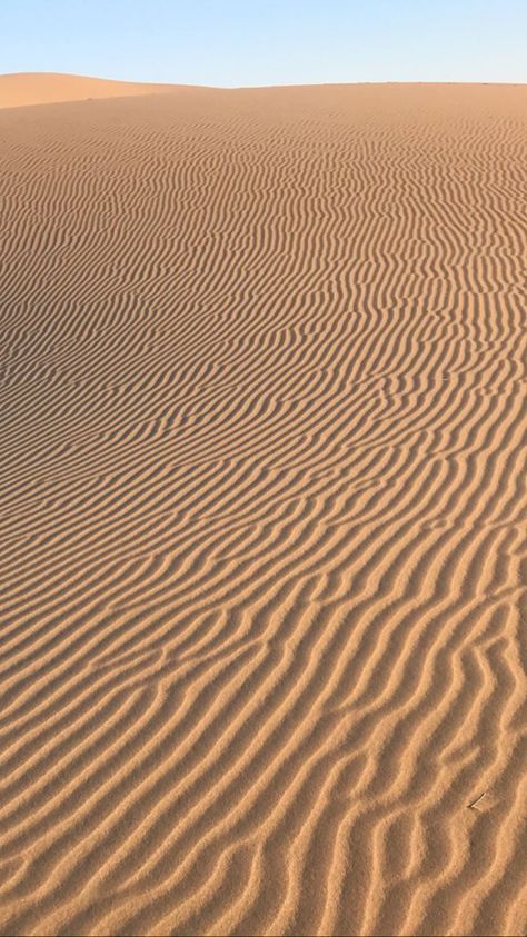 Desert Texture, Desert Waves, Desert Aesthetic, Amoled Wallpapers, Desert Colors, Sand Dunes, Patterns In Nature, Insta Photo Ideas, Color Textures