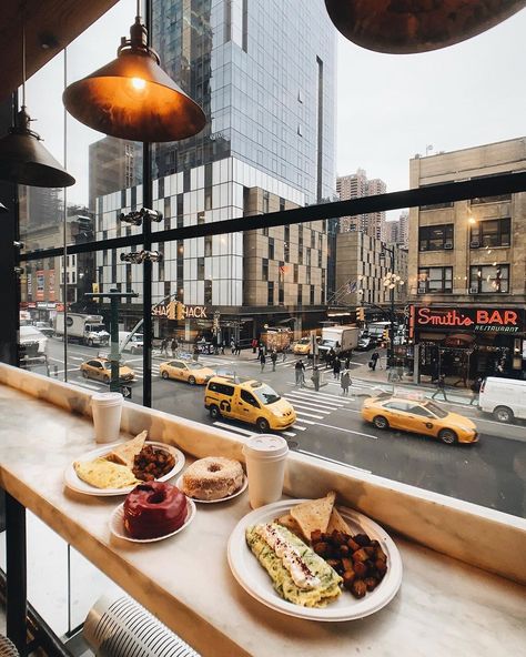 2,235 Likes, 44 Comments - New York City (@melliekr) on Instagram: “Breakfast with a view of 8th Ave 😍🍳🍵 #ThisIsNewYorkCity” Ny Aesthetic, Nyc Life Aesthetic, Apartment Nyc, Breakfast With A View, Summer In Nyc, New York Vibes, Nyc Living, Aesthetic Nyc, New York City Aesthetic