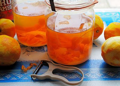 Let's Make Christmas, Santa's Little Helper and Home-made Orange Liqueur Alcohol Infusion, Orange Vodka, Homemade Liquor, Liquor Recipes, Orange Liqueur, Liqueurs Recipes, Soda Recipe, Vodka Recipes, Grand Marnier