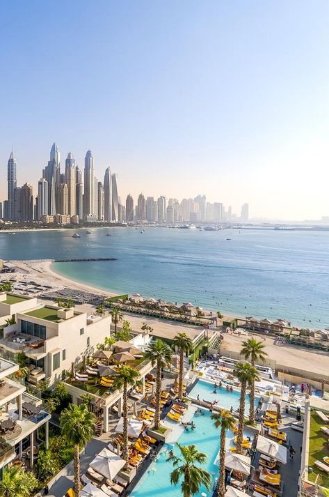 Dubai Snapchat, Five Palm Jumeirah Dubai, Palm Jumeirah Dubai, Dubai Resorts, Snap Map, Palm Jumeirah, Dubai Hotel, Mirror Selfie Poses, Private Beach