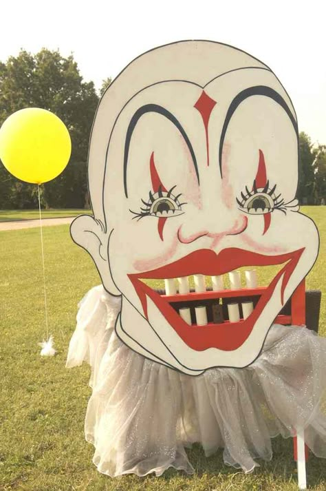 Circus Theme Event Decor, Vintage Circus Wedding Theme, Circus Theme Party Decorations Diy, Circus Diy Decorations, Scary Circus Theme Party, Circus Tent Wedding, Vintage Circus Aesthetic, Circus Decorations Diy, Circus Wedding Theme