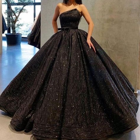 Debut Gown, Debut Gowns, Debut Dresses, Black Lace Prom Dress, Doctor Dress, Black Ball Gown, Pretty Quinceanera Dresses, Prom Girl Dresses, Cinderella Dresses