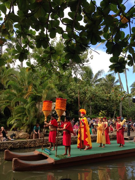 Polynesian cultural center Hawaii Byu Hawaii, Polynesian Cultural Center, Hawaii Photography, Visit Hawaii, Hawaiian Culture, Hawaiian Vacation, Polynesian Culture, Blue Hawaii, Hawaii Life